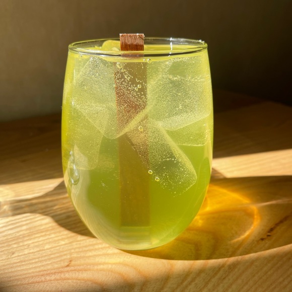 Lemon Lime Margarita Candle - Picture 4 of 5